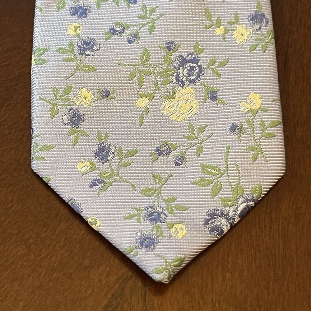 Bar III Blue Green 67% Silk 33% Polyester Men’s Neck Tie Made In China